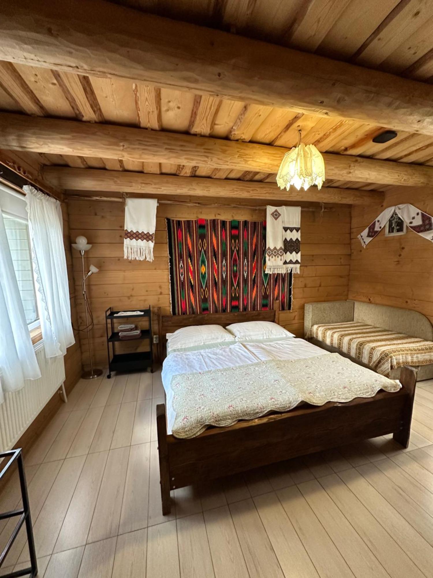 Guest House Anastasia Tatariv Kültér fotó
