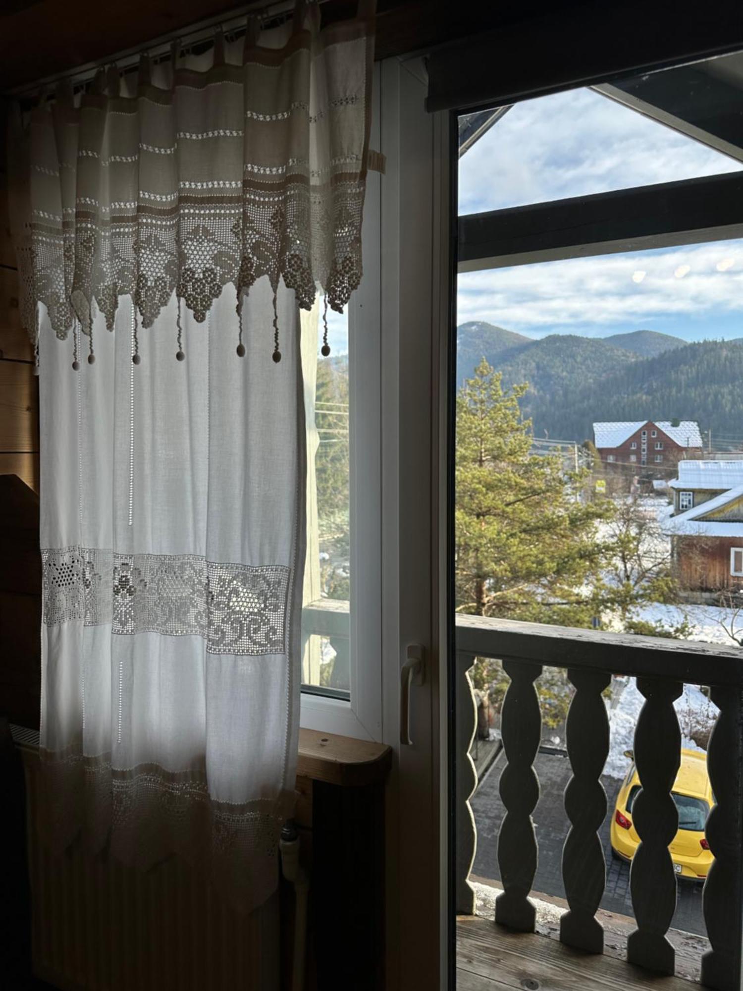 Guest House Anastasia Tatariv Kültér fotó